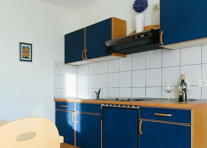 Lovely In With Wifi Apartamento Jezera