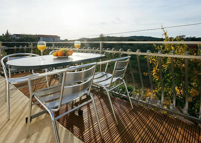 Lovely In With Wifi Appartement Jezera