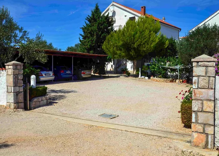 Lovely In With Wifi Appartement Jezera